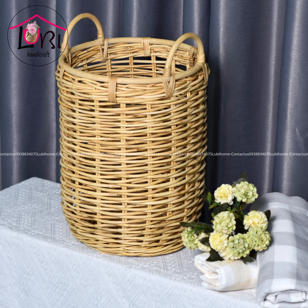 - Round rattan basket, set of 2