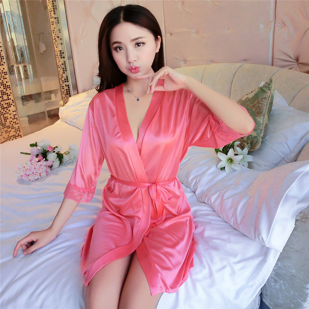 (Tặng kèm chíp) Áo choàng ngủ lụa satin phong cách kimono sexy