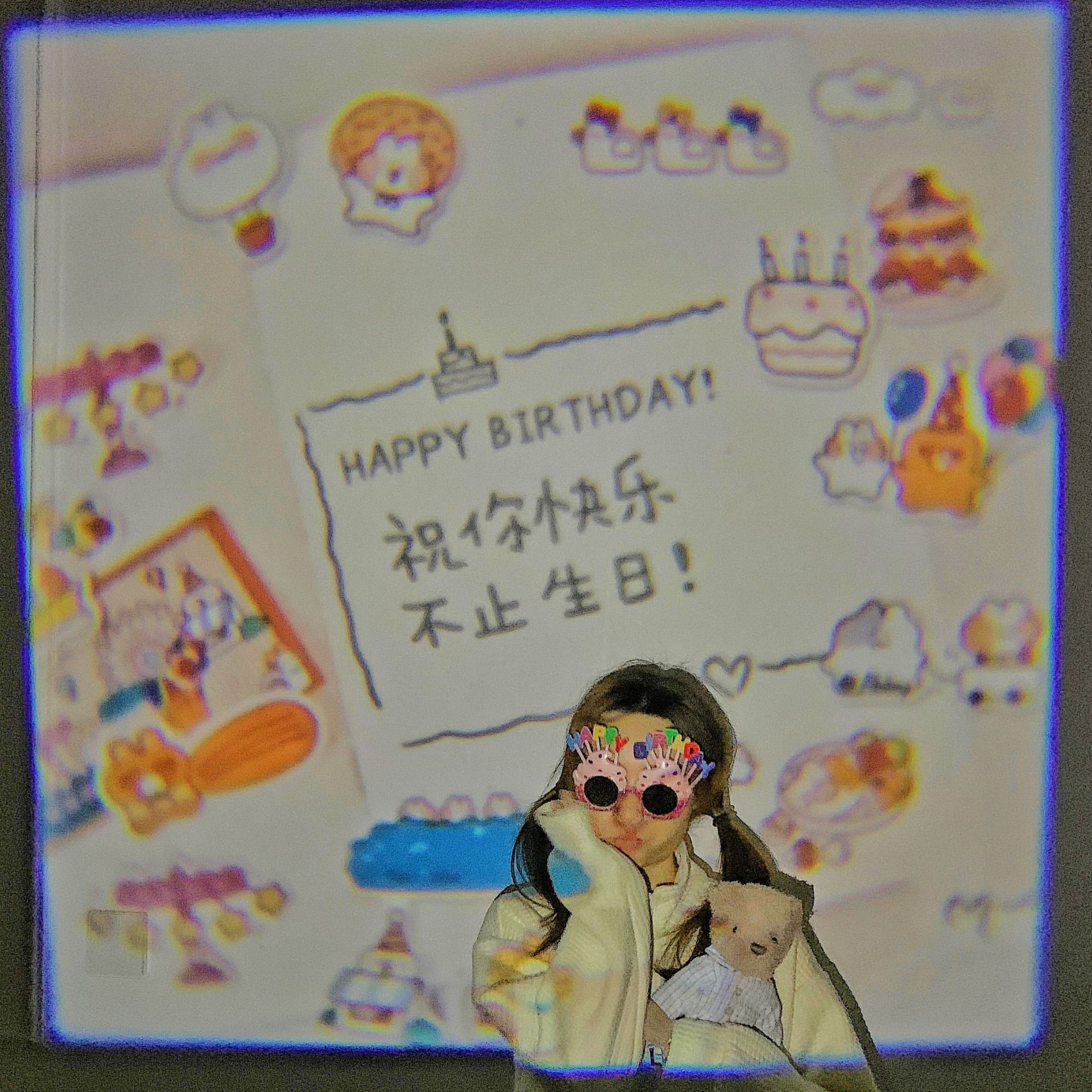 Đèn chiếu mini phông nền chúc mừng sinh nhật Happy Birthday dễ thương YOS