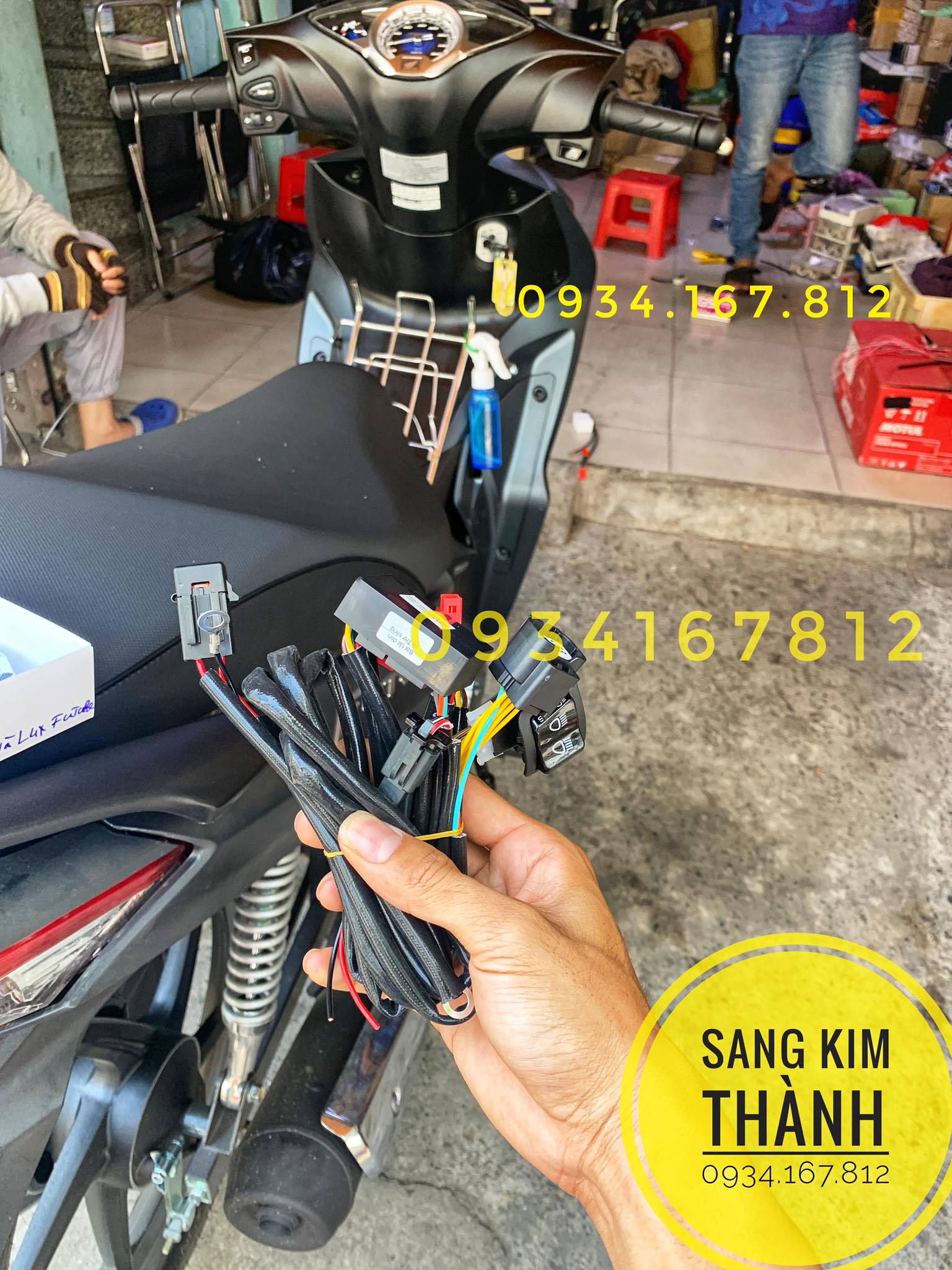 Mạch Auto Passing Tắt Đèn Pha FUTURE 2019 -> 2026 Và Tắt Mở Đèn Trợ Sáng
