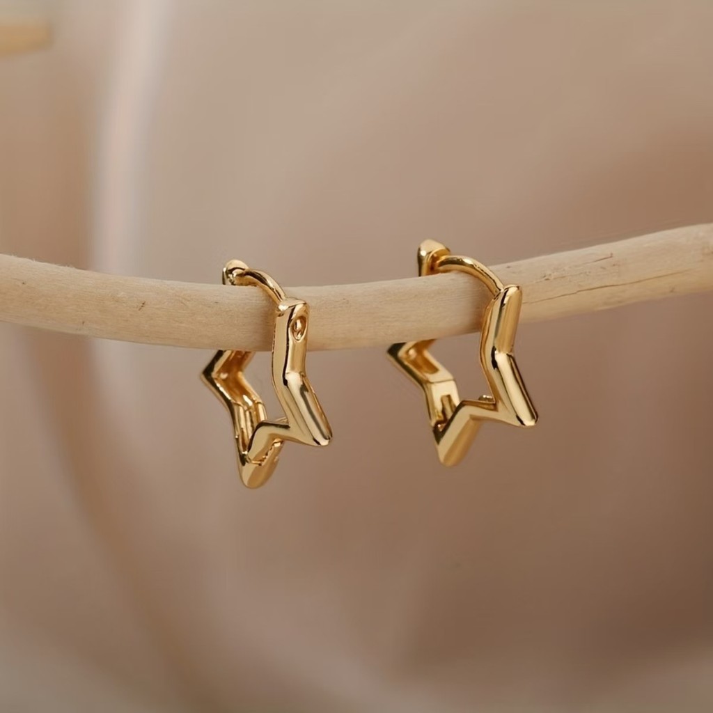 Simple%20Trendy%20Gold%20Lucky%20Star%20Hoop%20Earrings%20for%20Women%20Girl%20Fashion%20Jewelry%20Accessories%20-%20Image%202