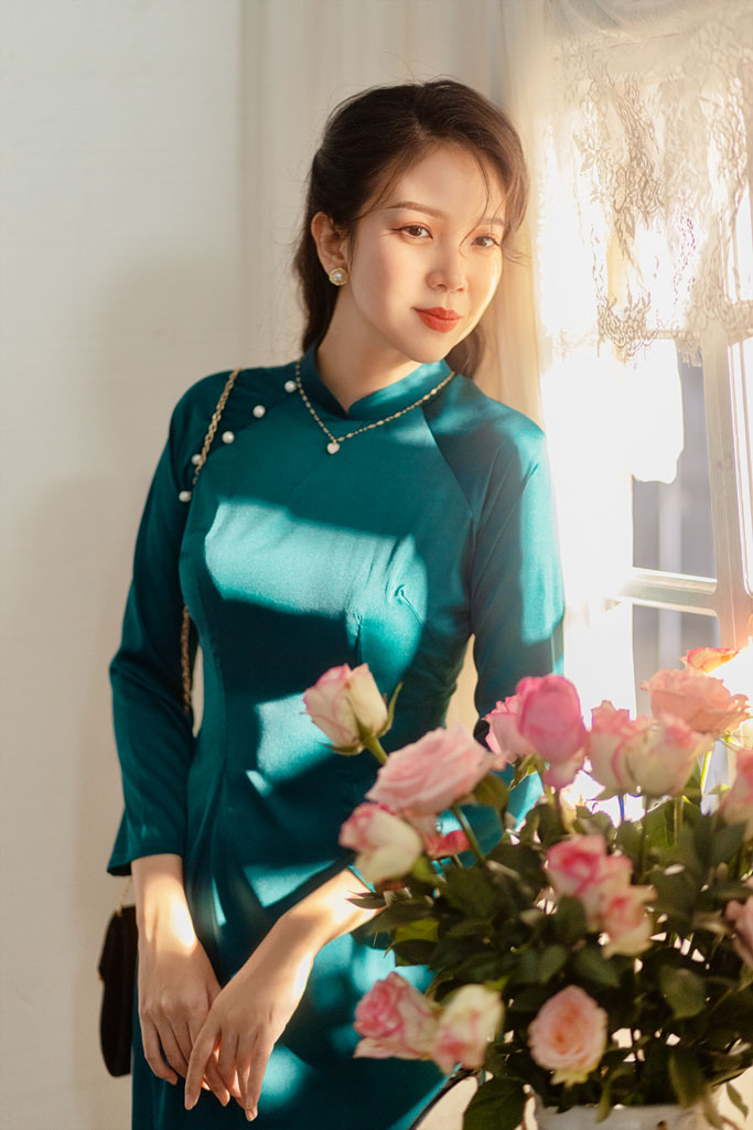 Sumire Store Áo dài Truyền thống Tú Lê