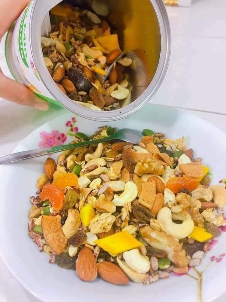NGŨ CỐC HẠT GRANOLA MINMIN HỘP 500gr