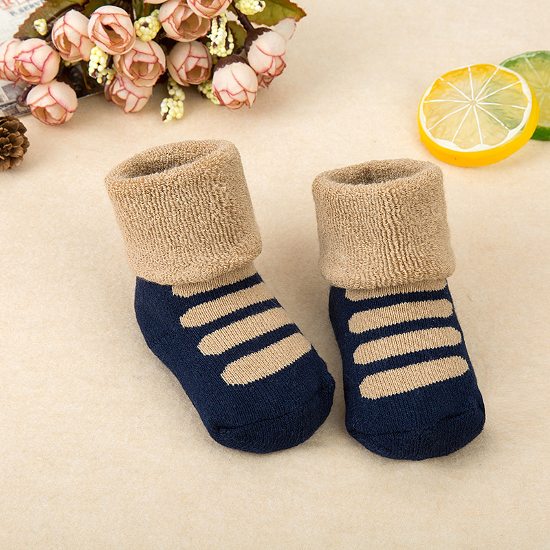 Tất Len Xù Cho Bé Siêu Ấm 0-3 Tuổi