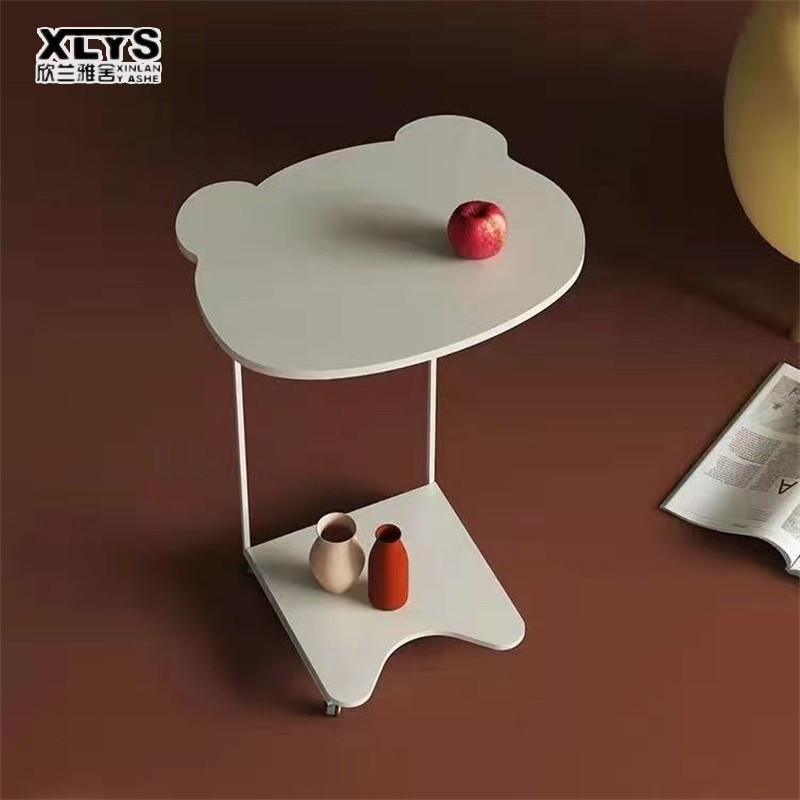 The side table panda side table is simple and modern, the bedside table is the bedside, the living room sofa is a few corners