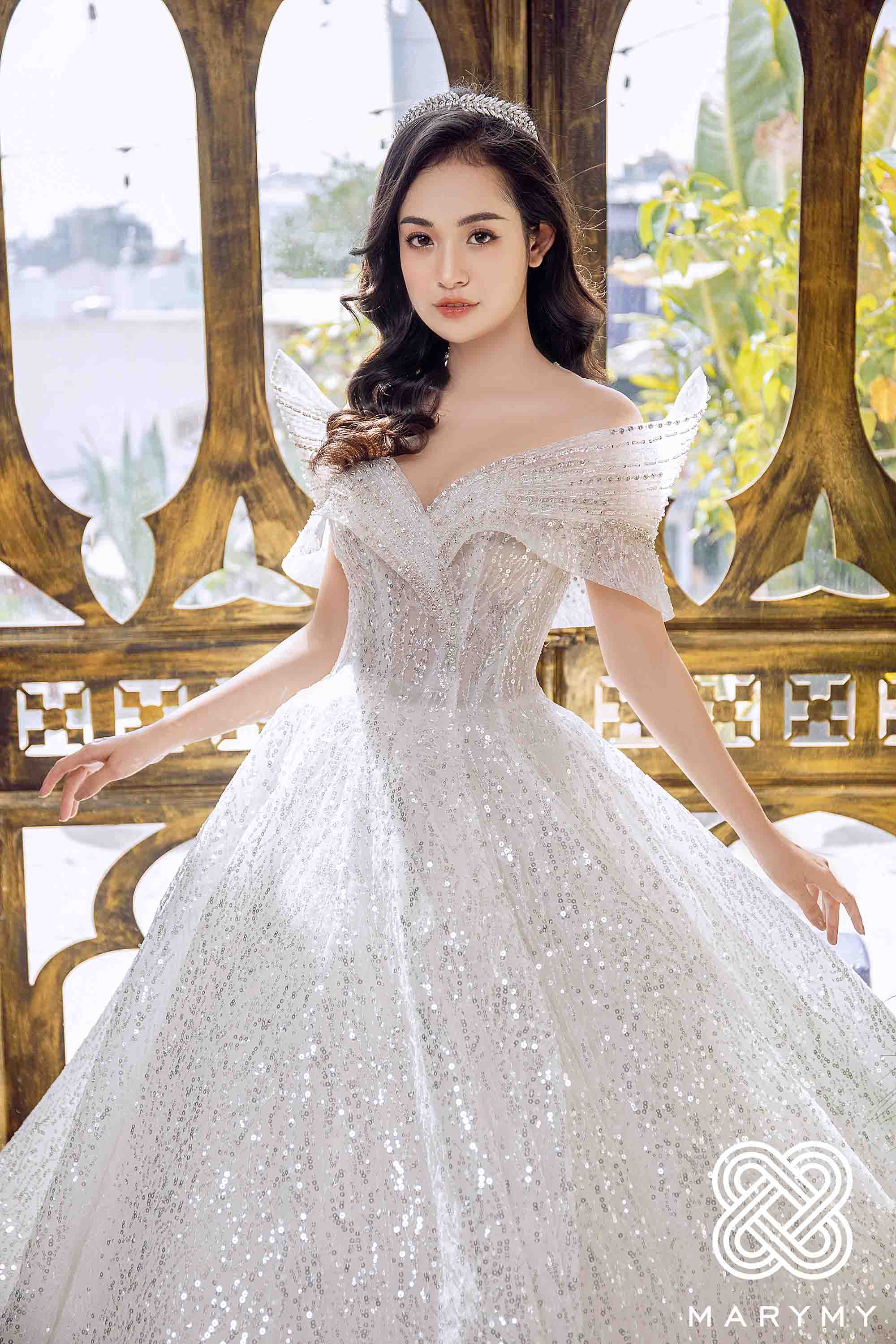 Váy cưới làm lễ luxury HNL282 - VÁY CƯỚI CAO CẤP LINH NGA BRIDAL