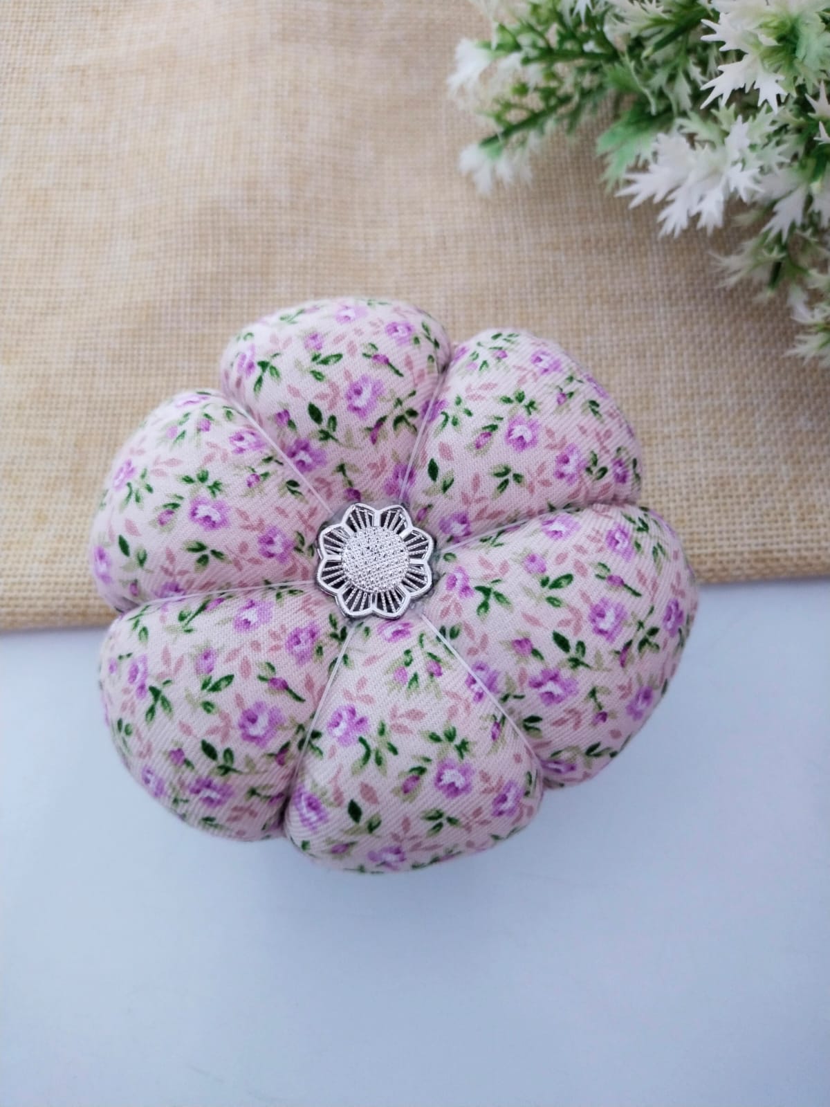 PINCUSHION. BANTALAN JARUM PENTUL. TEMPAT JARUM PENTUL DAN PENITI HIJAB