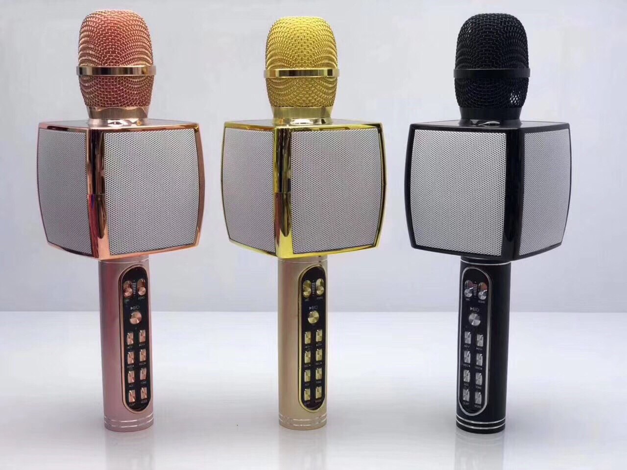 [Micro karaoke] Mic Hát bluetooth - Micro Karaoke Bluetooth YS-91_Micro Karaoke Bluetooth Không Dây , Mic YS91 Bluetooth , Míc Karaoke Gia Đình , Micro Hát Karaoke Cực Hay YS-91 3 in1 , Tích Hợp Loa Bluetooth , Âm Thanh Cực Đỉnh. BH 12T