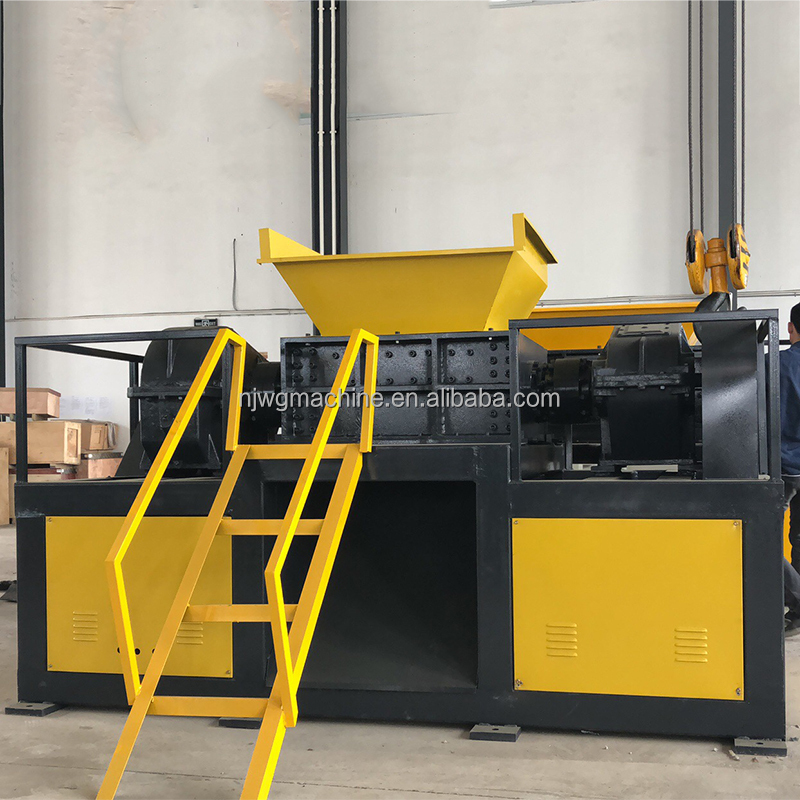 Plastic Recycling Machine Double Shaft Waste Scrap Waste Tire Shredders