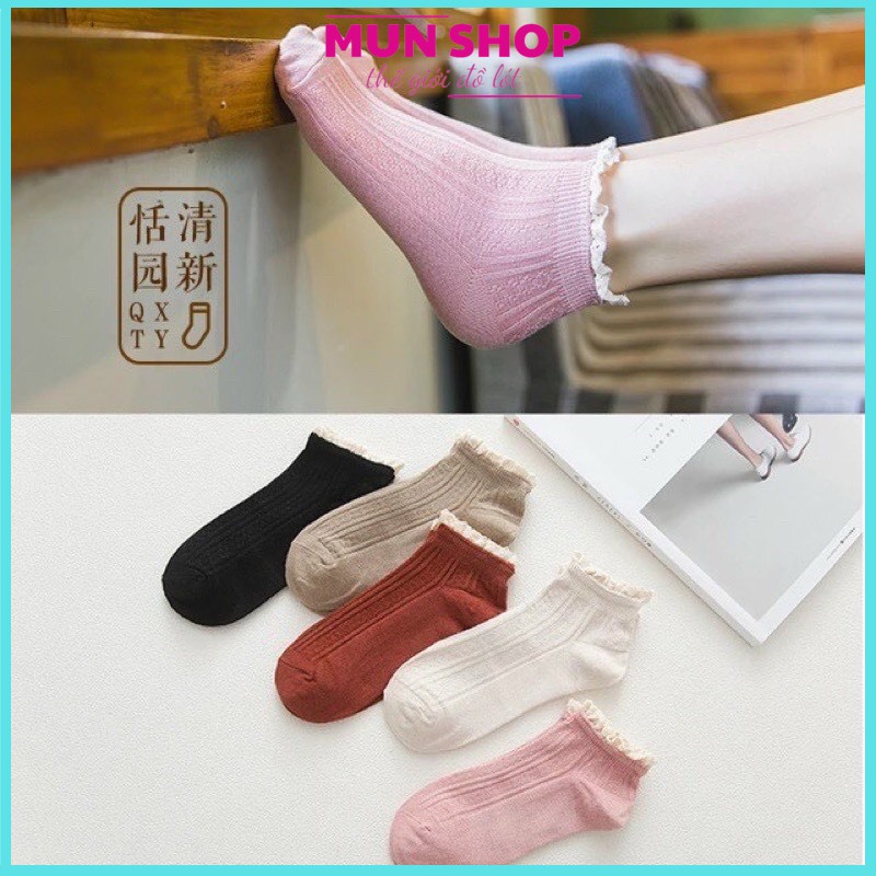 Tất nữ cổ ngắn ren bèo siêu đẹp