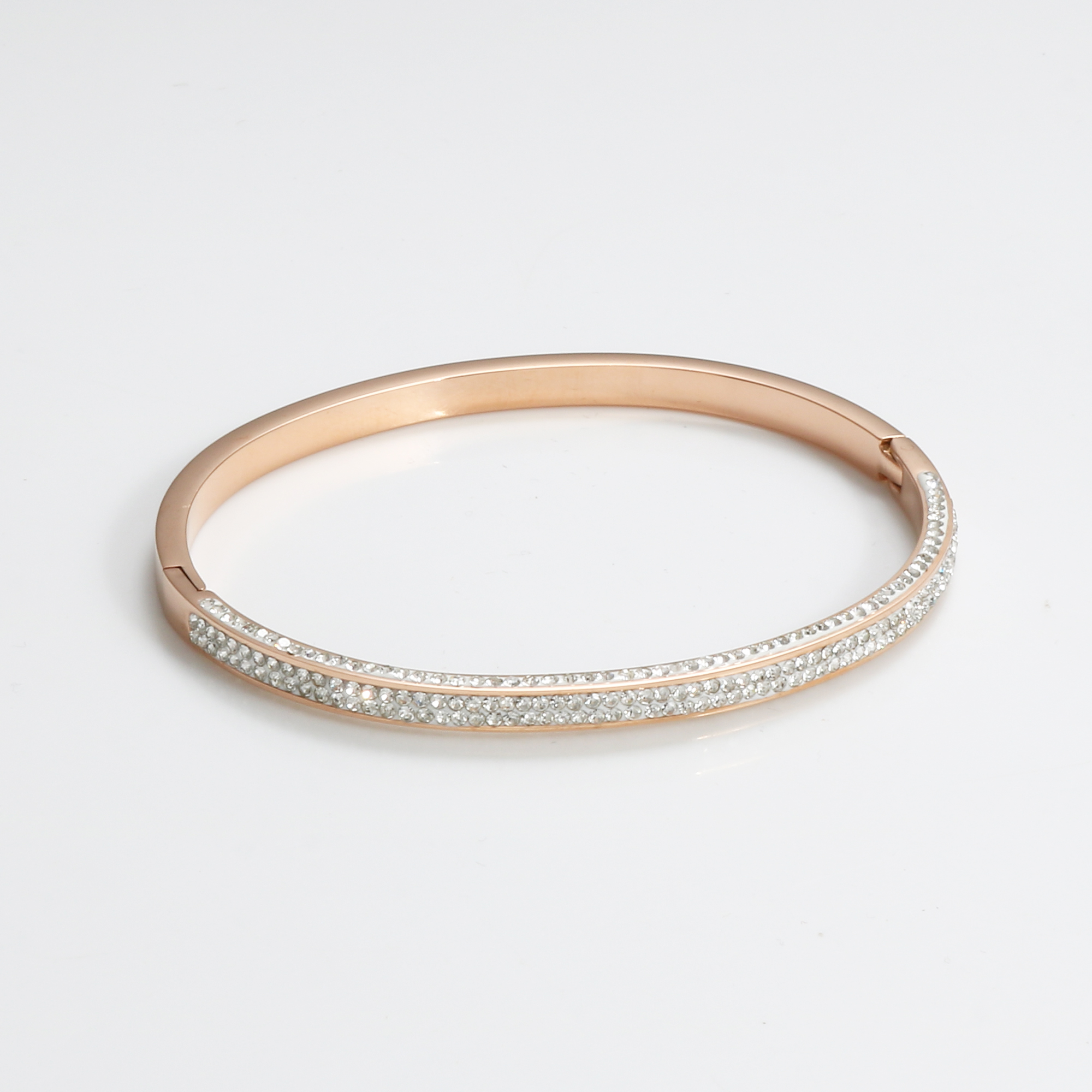 Crystal%20Cuff%20Bracelet%20Fashion%20Steel%20s%20Bracelets%20&%20Bangles%20Understated%20Luxury%20Couples%20Jewelry%20for%20Weddiny%20-%20Image%203