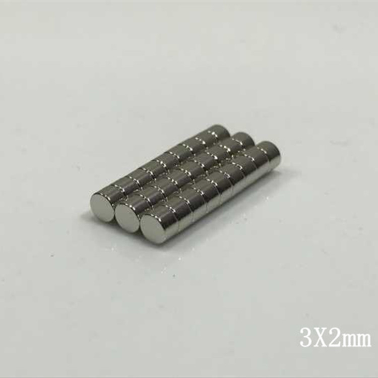 Nam châm đất hiếm kích thước 3x2mm ( 100 viên ) N52