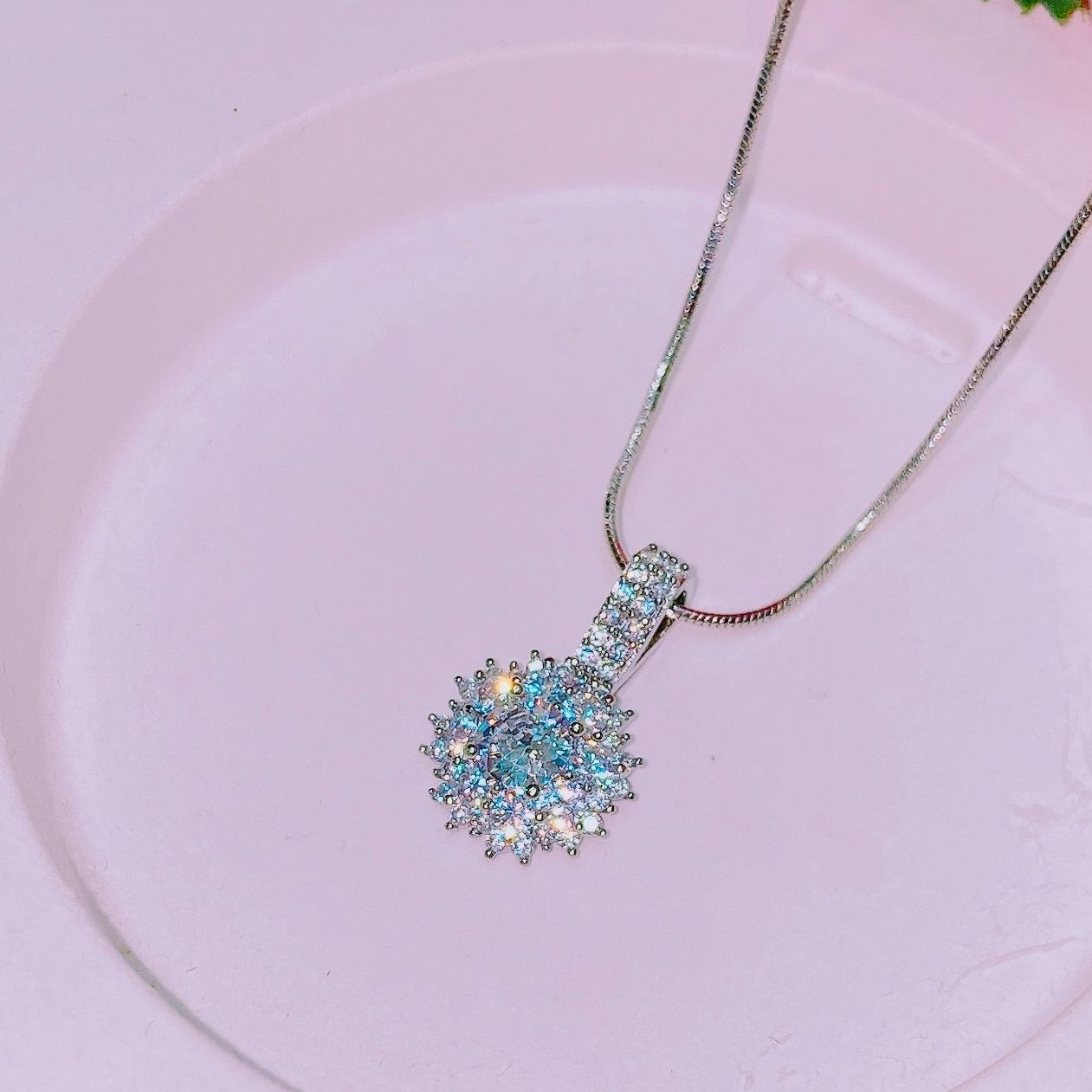 [HCM]Dây chuyền mạ vàng 18k dây cổ nữ đẹp mạ vàng non 24k cao cấp dây chuyền vàng thật, DÂY CHUYỀN bạc ý mạ vàng trắng, dây chuyền kim cương xi kim xinh đẹp Trang sức Miga VK26111901 - CAM KẾT KHÔNG ĐEN