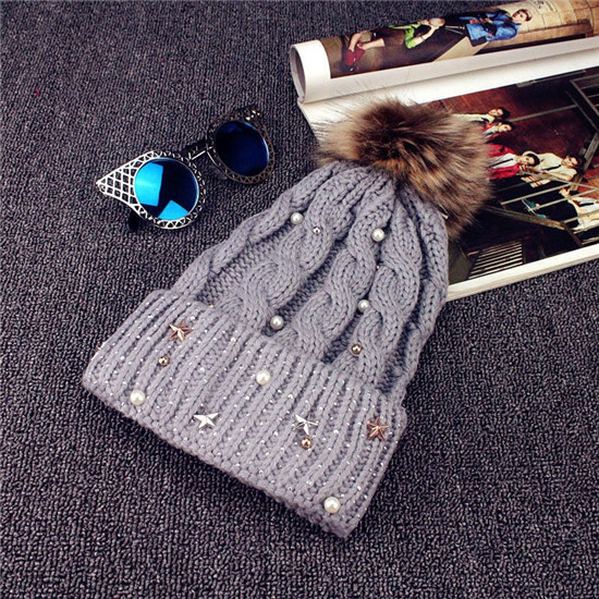 %E3%80%90EleganceEssence%E3%80%91New%20Winter%20Wool%20Knitted%20Beanies%20Women%20Faux%20Fur%20Pom%20Poms%20Fashion%20Pearl%20Hat%20Female%20Girls%20Beanie%20Cap%20Pompom%20Winter%20Hats%20Xmas%20Gifts%20-%20Image%202