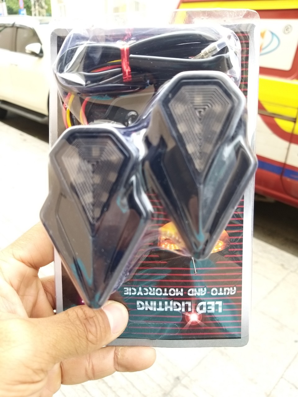 XI NHAN KIM CƯƠNG WINNER X + VARIO 2018/19