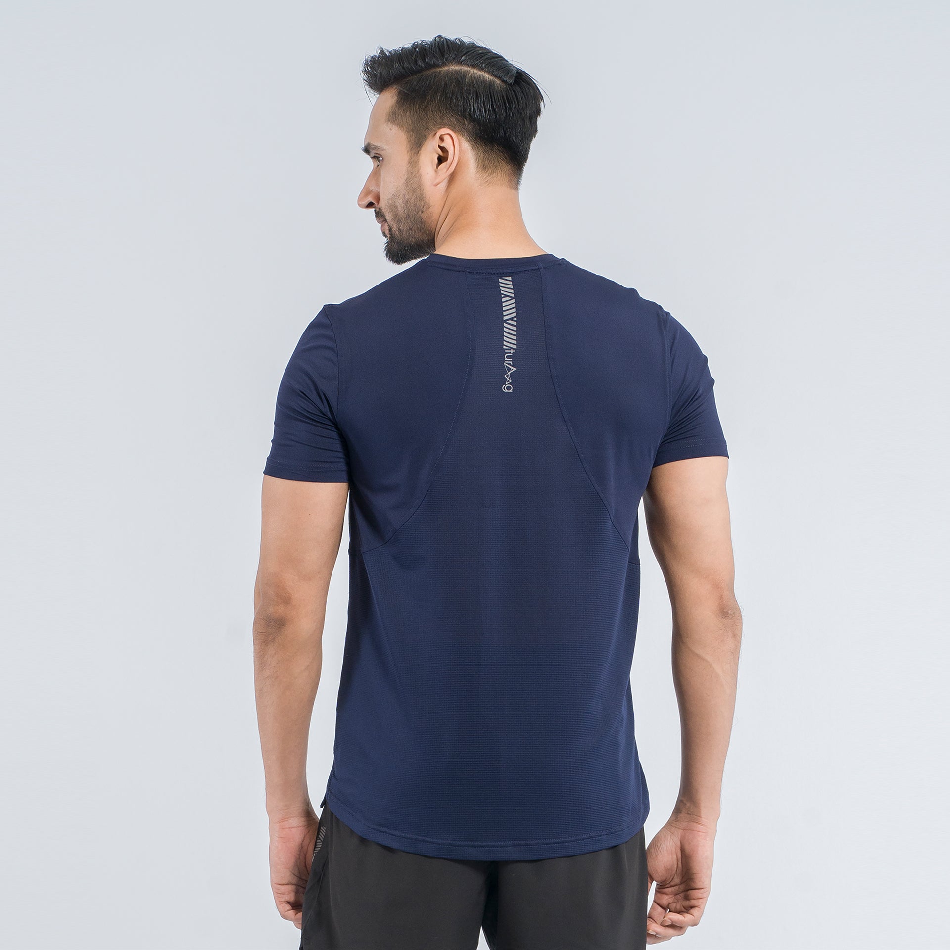 Intense%20Performance%20T-shirt%20-%20Image%204
