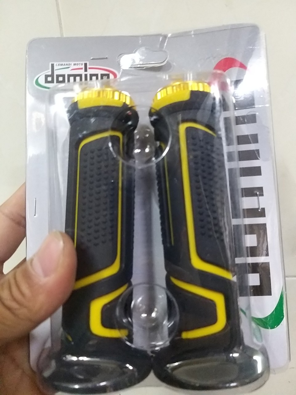 BAO TAY DOMINO SỌC GÙ