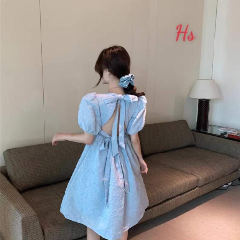Váy xốp buộc nơ lưng HSU1