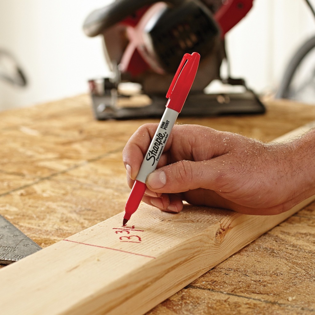(BÁN LẺ) - BÚT LÔNG DẦU SHARPIE FINE POINT NGÒI 1.0MM (VẼ TRÊN MỌI CHẤT LIỆU)