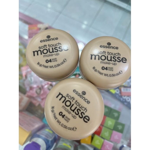 Phấn Tươi Đức Essence Soft Touch Mousse 04