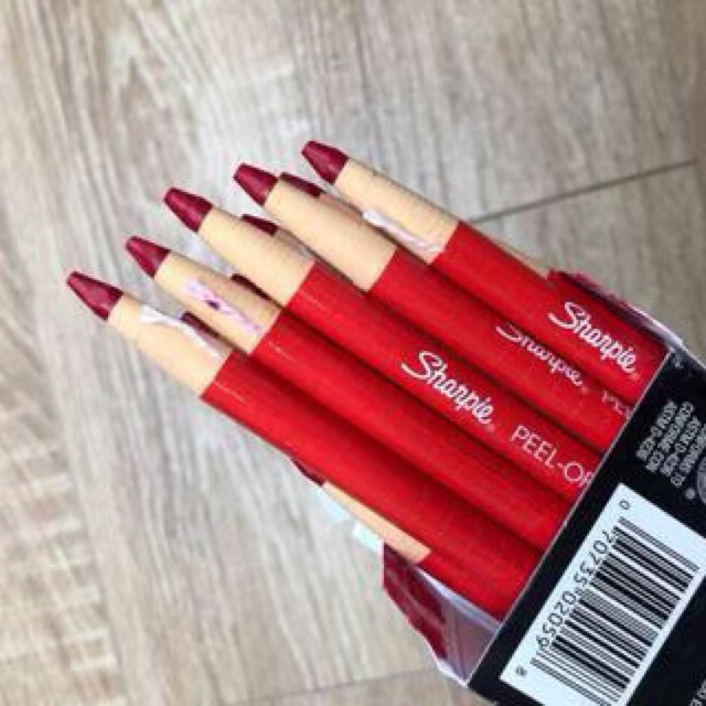 Chì đá Sharpie Pro định hình môi, mày dùng trong phun xăm