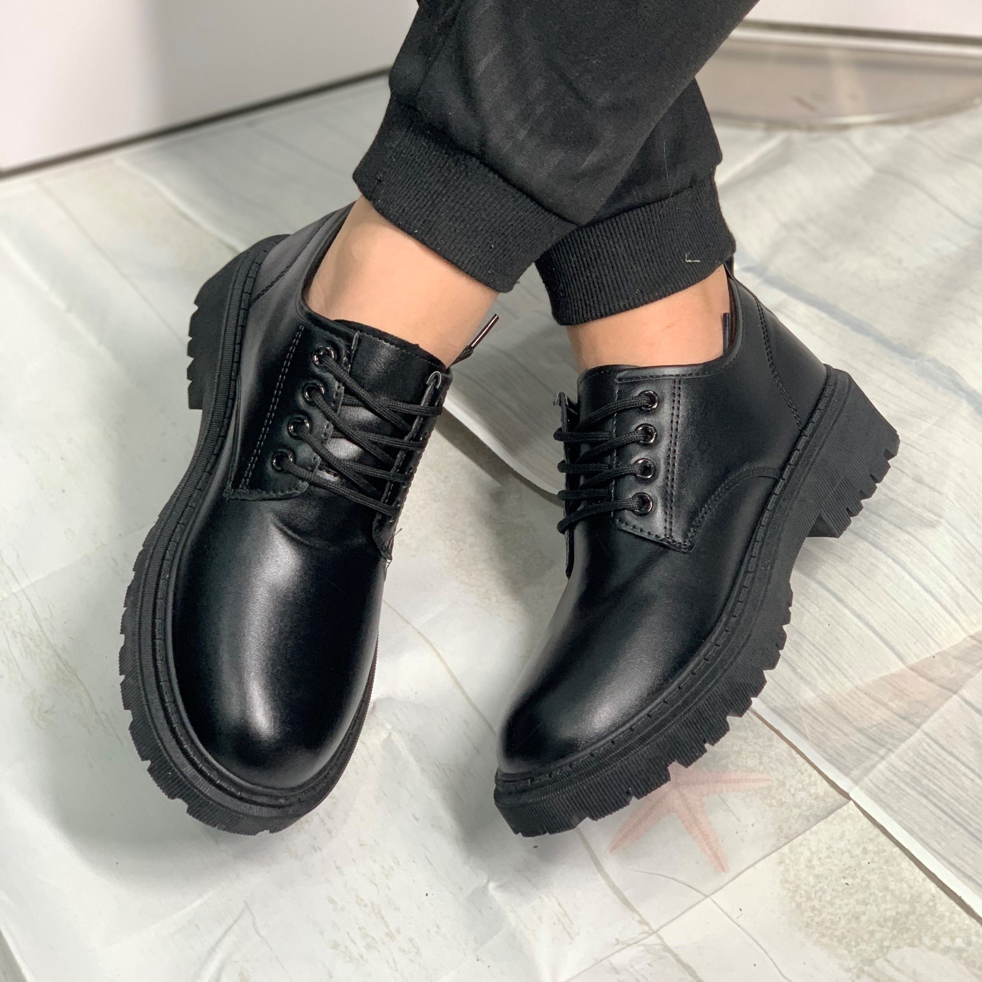 Giày Bốt dr martens thấp cổ tăng chiều cao 5 cm mã DAT