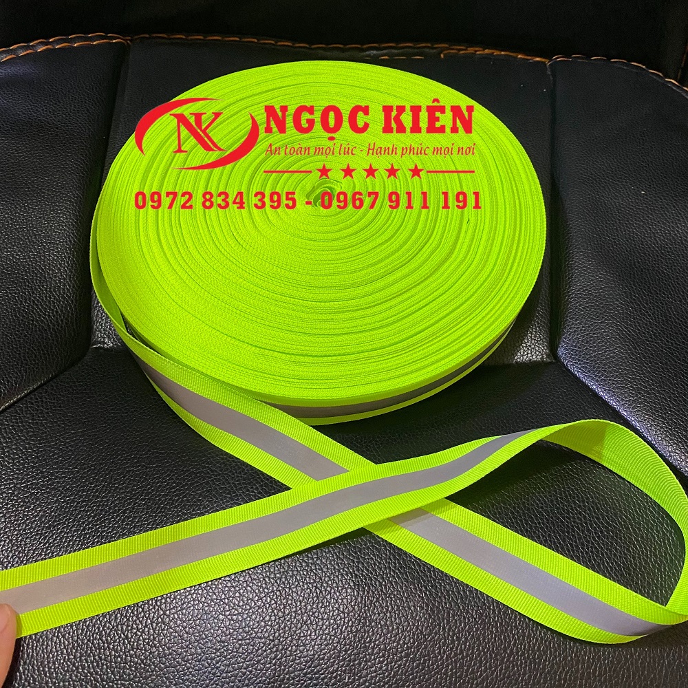 Cuộn dây vải phản quang bản rộng 2.5cm dài 100 mét