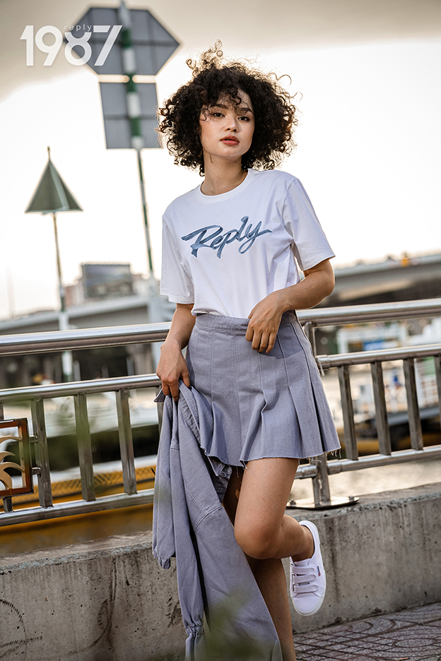 Chân váy mini xếp ly