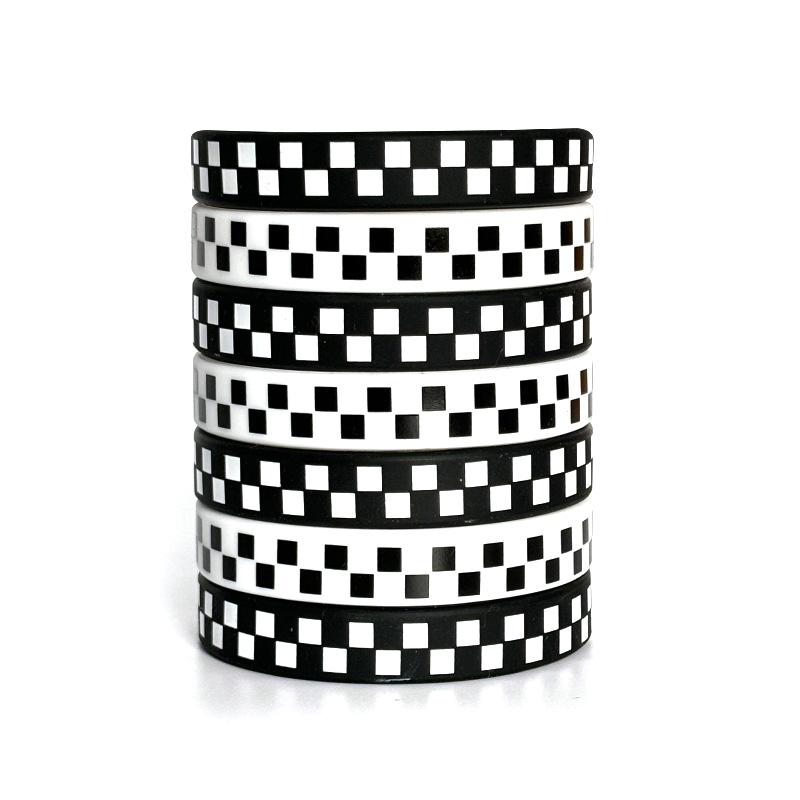 Vintage%20Couples%20Black%20White%20Plaid%20Checkered%20Pattern%20Silicone%20Bracelet%20Wristbands%20BANGCHEN%20-%20Image%202