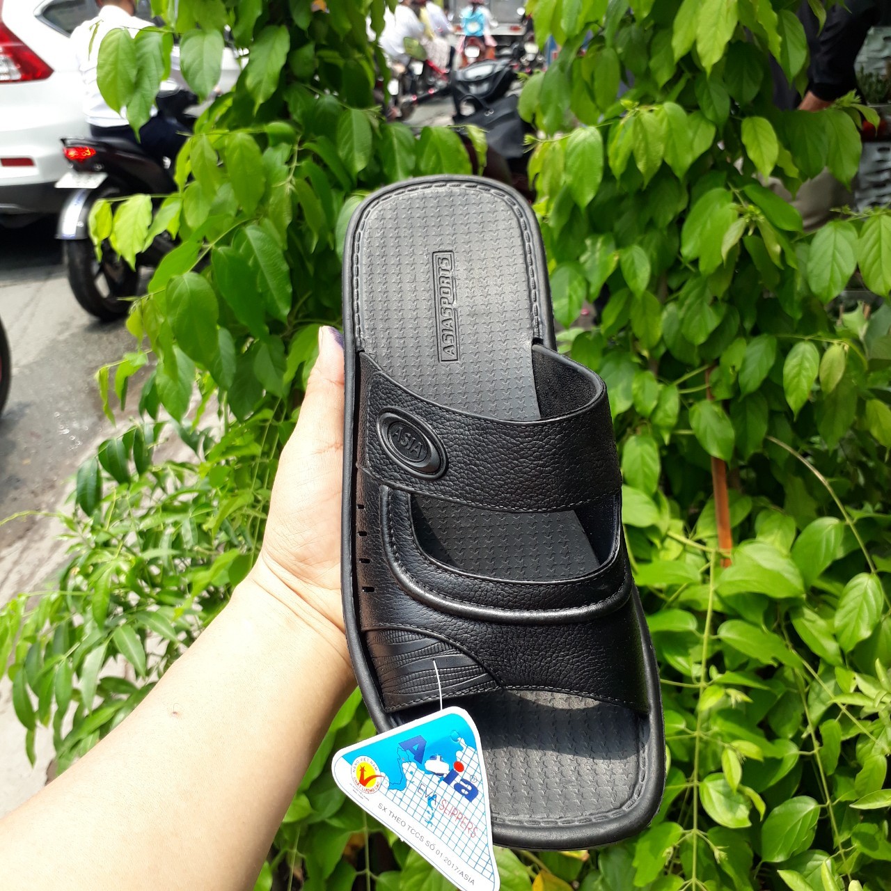 Asia Men's Sandals Are Super Light and Super Durable