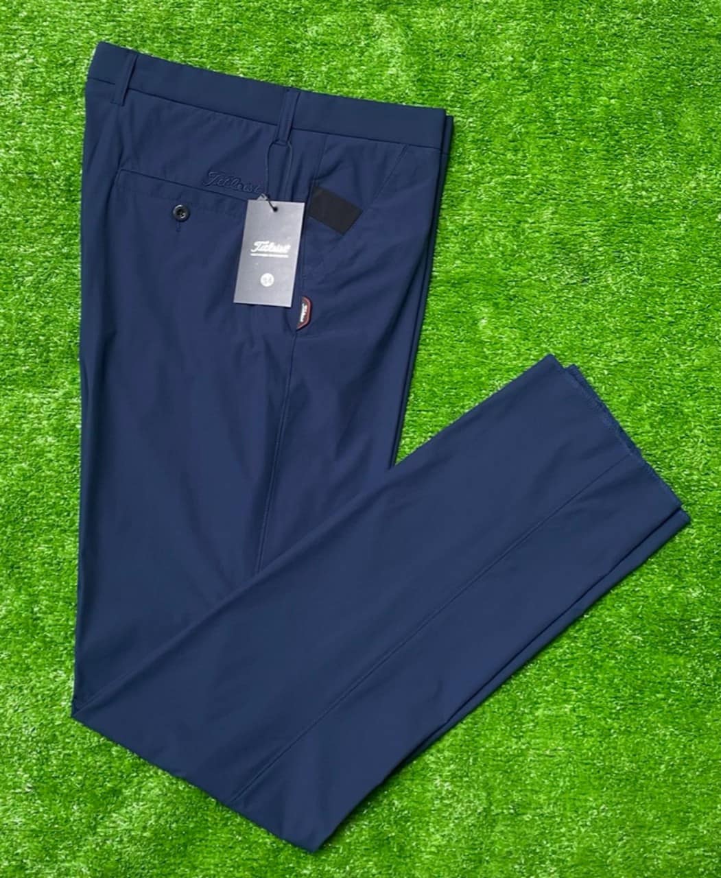 Quần golf Titleist