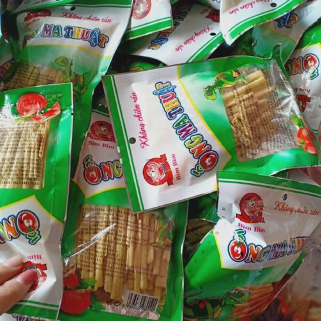 Combo 10 Gói Snack Ống Ma Thuật