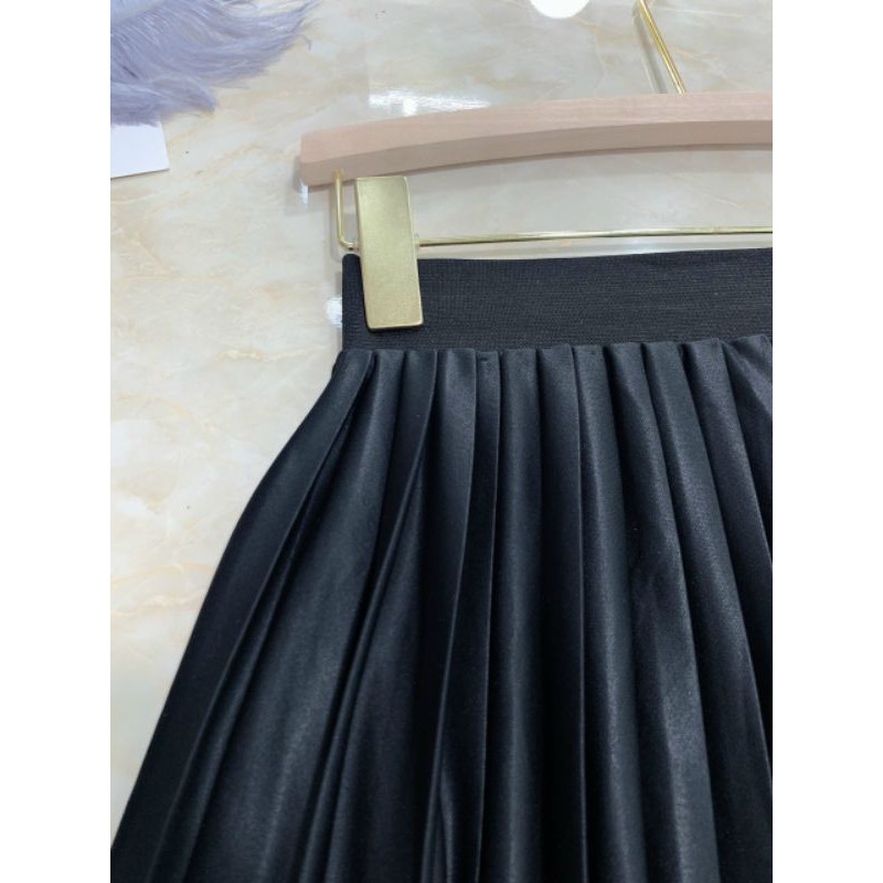 siêu phẩm chân váy xếp ly dài