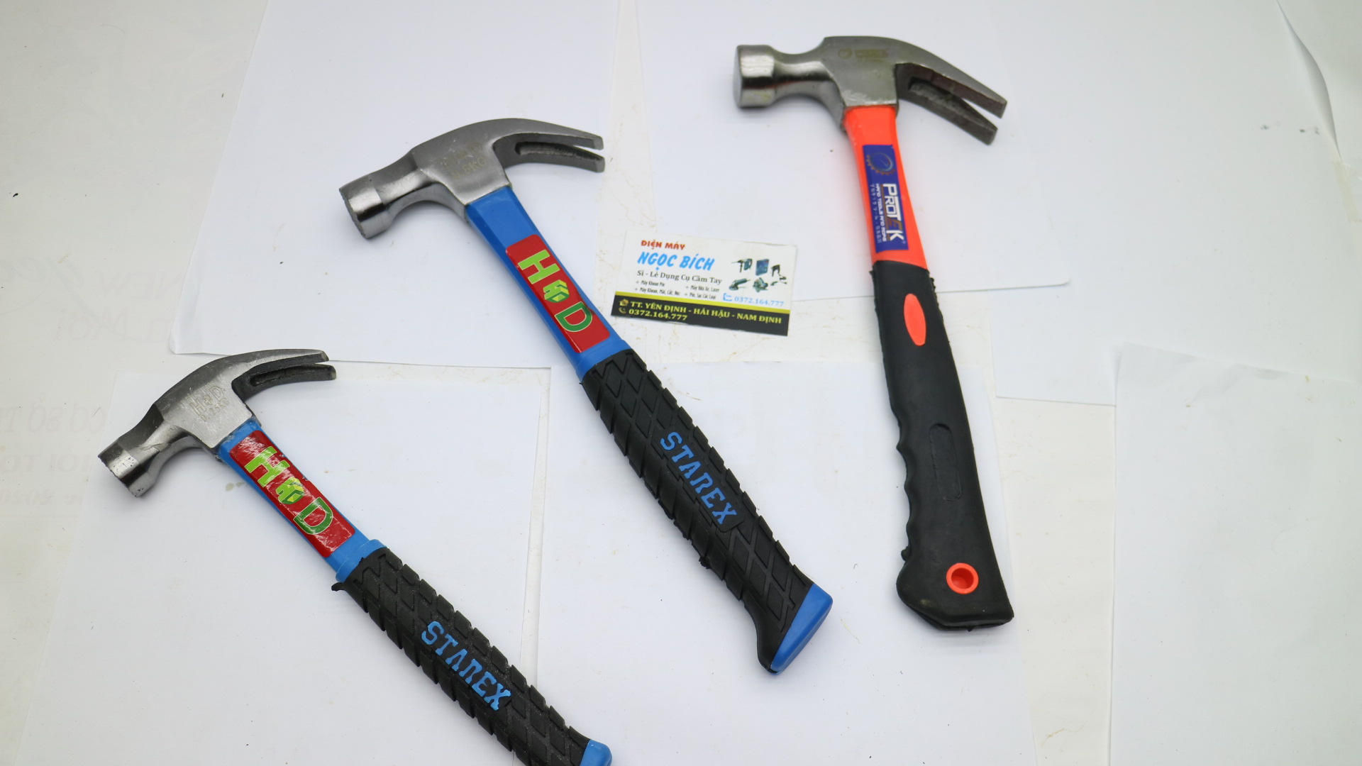 BÚA NHỔ ĐINH CÁN ĐỎ,XANH ĐEN ĐỦ SIZE