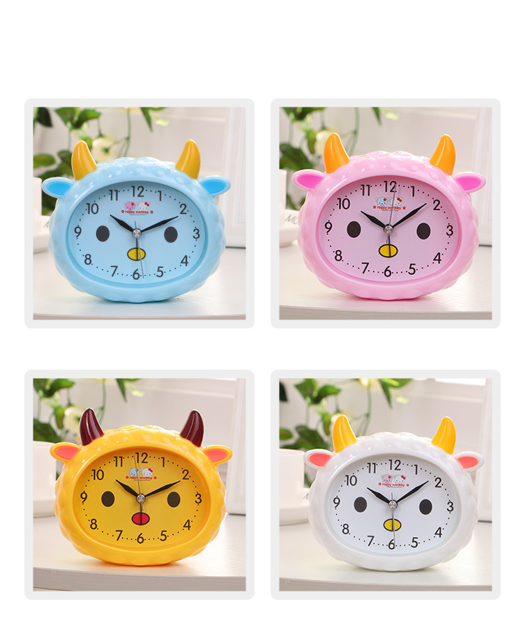 đồng hồ để bàn báo thức cute
