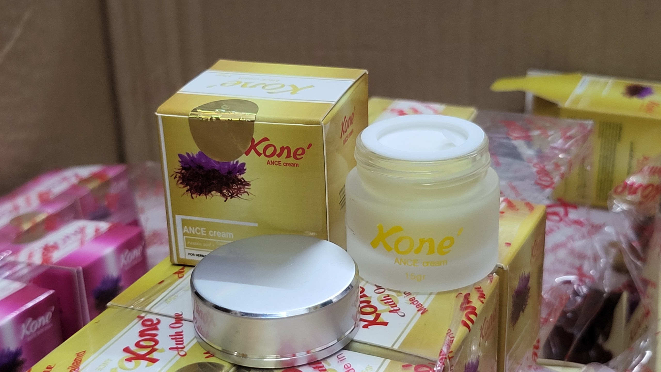 [Chính hãng] Kem mặt Mini Kone 3 chức năng
