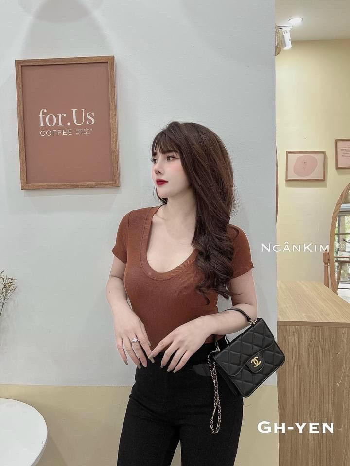 Áo thun tăm nữ cổ tim dáng ôm
