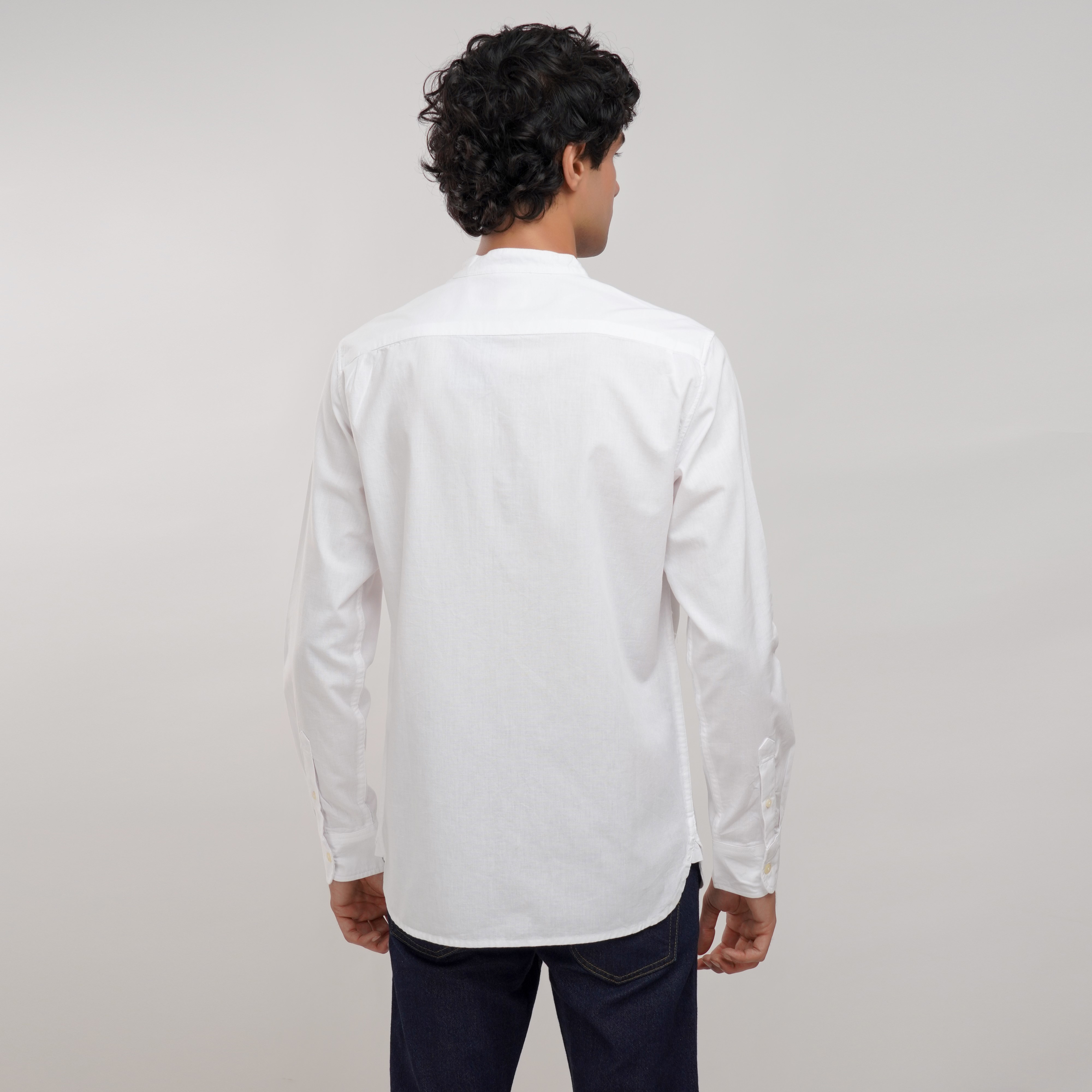 Levi's® Men's Banded Collar 1 Pocket Shirt. 