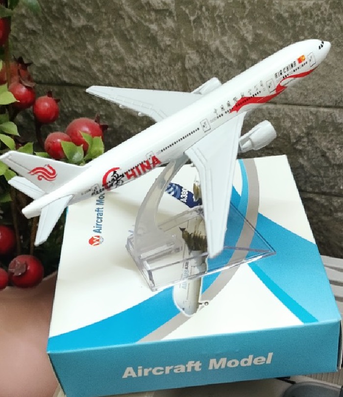 Mô hình máy bay tĩnh b777 air china 16cm