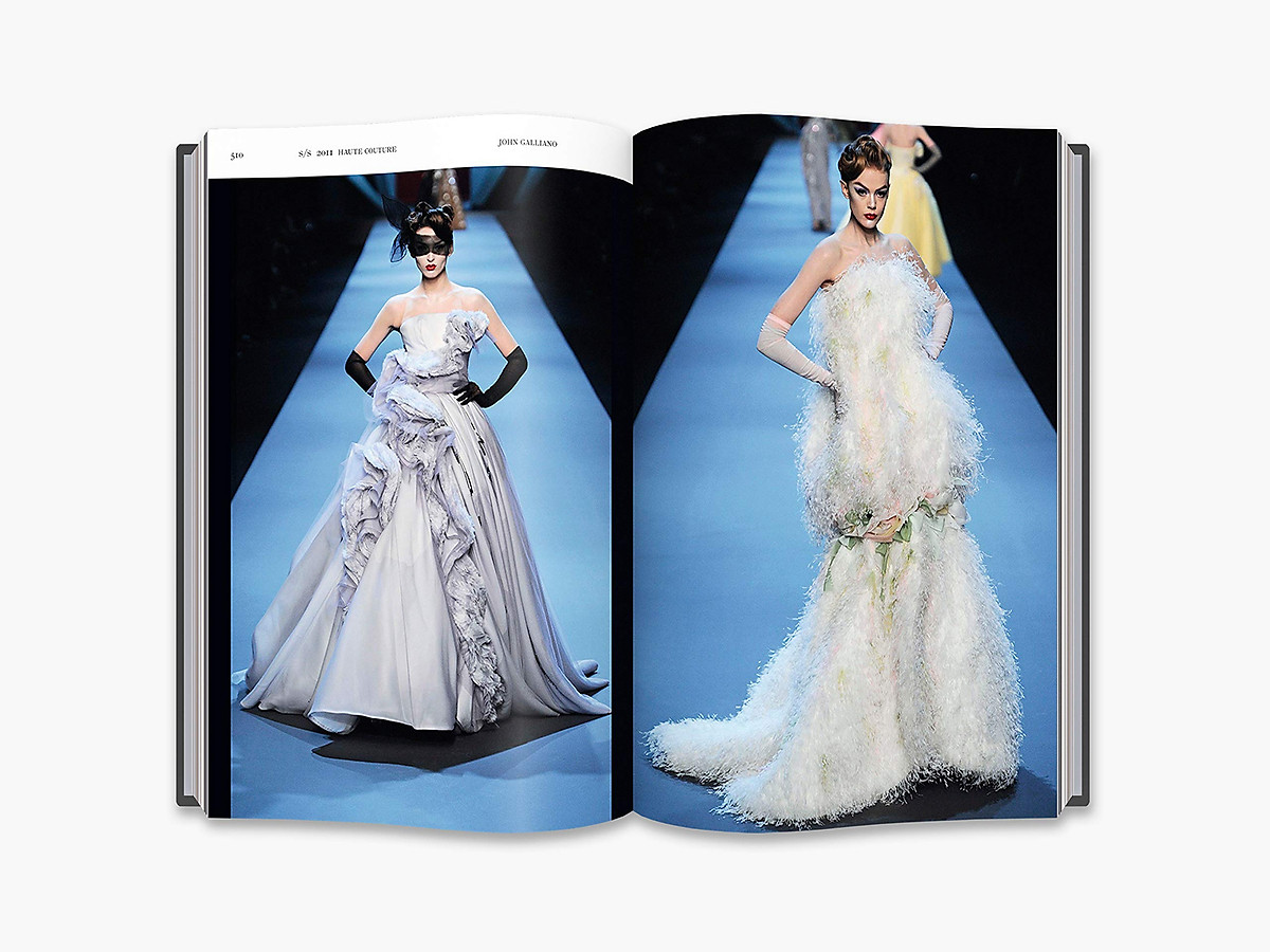 ARTBOOK - Sách Tiếng Anh - Dior Catwalk: The Complete Collections