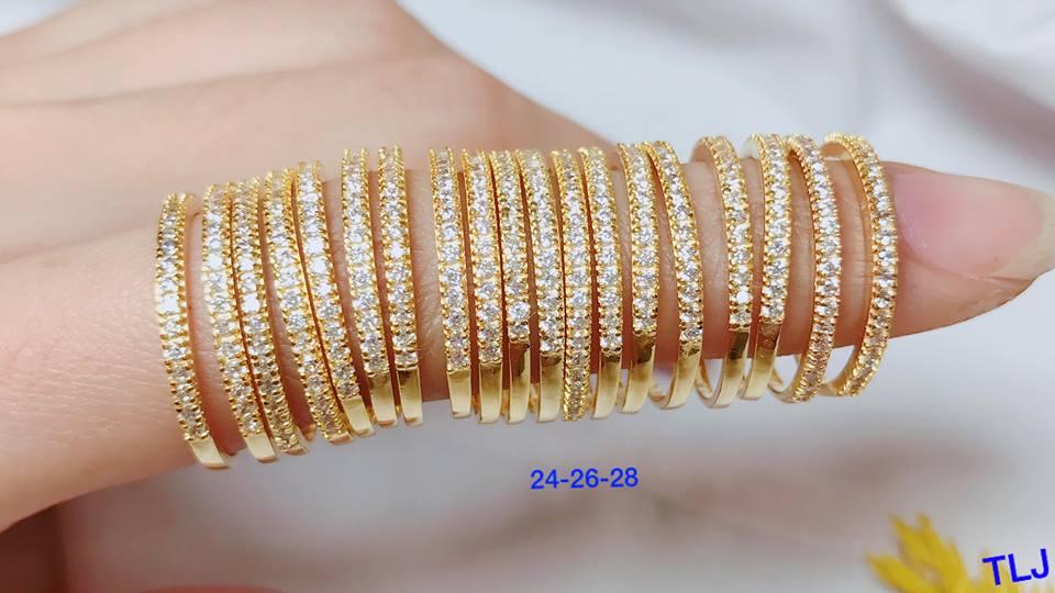 Nhẫn nữ bằng vàng tây một hàng đá