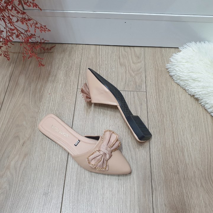 DÉP SỤC NƠ VẢI VIỀN XÍCH