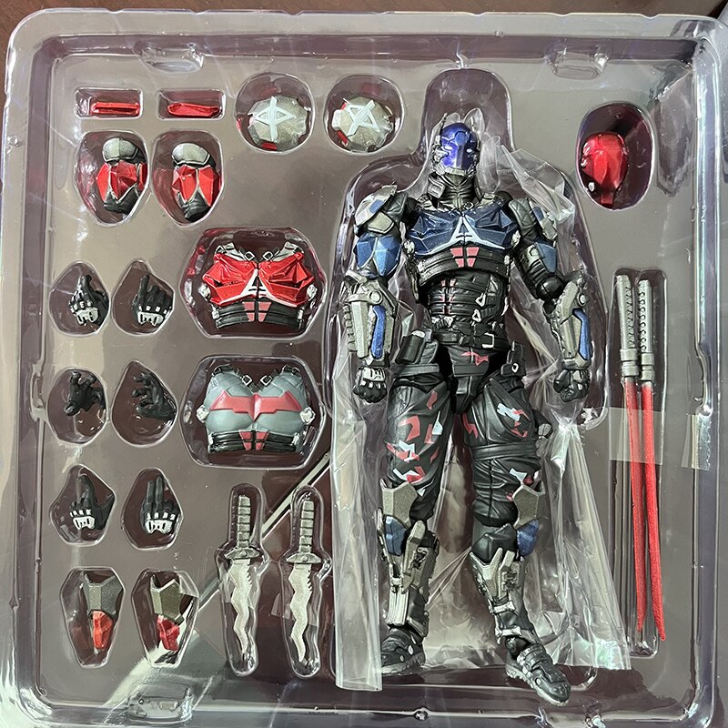Patung Sihir Revoltech Yamaguchi Black Panther 024 Batman Arkham Knight Figur Raja Wanda Action Figure Model PVC Hadiah Mainan Boneka