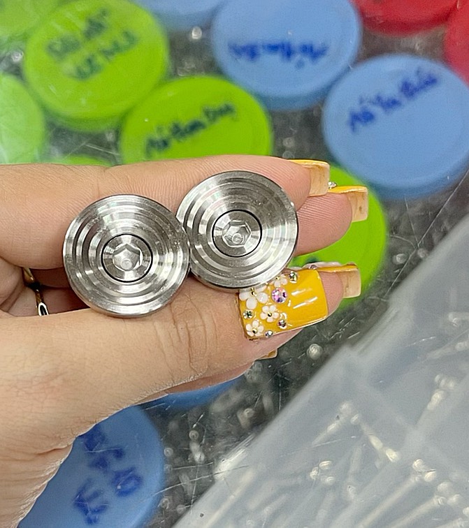 Khâu áo - bửng , Khâu cốp kèm ốc Inox