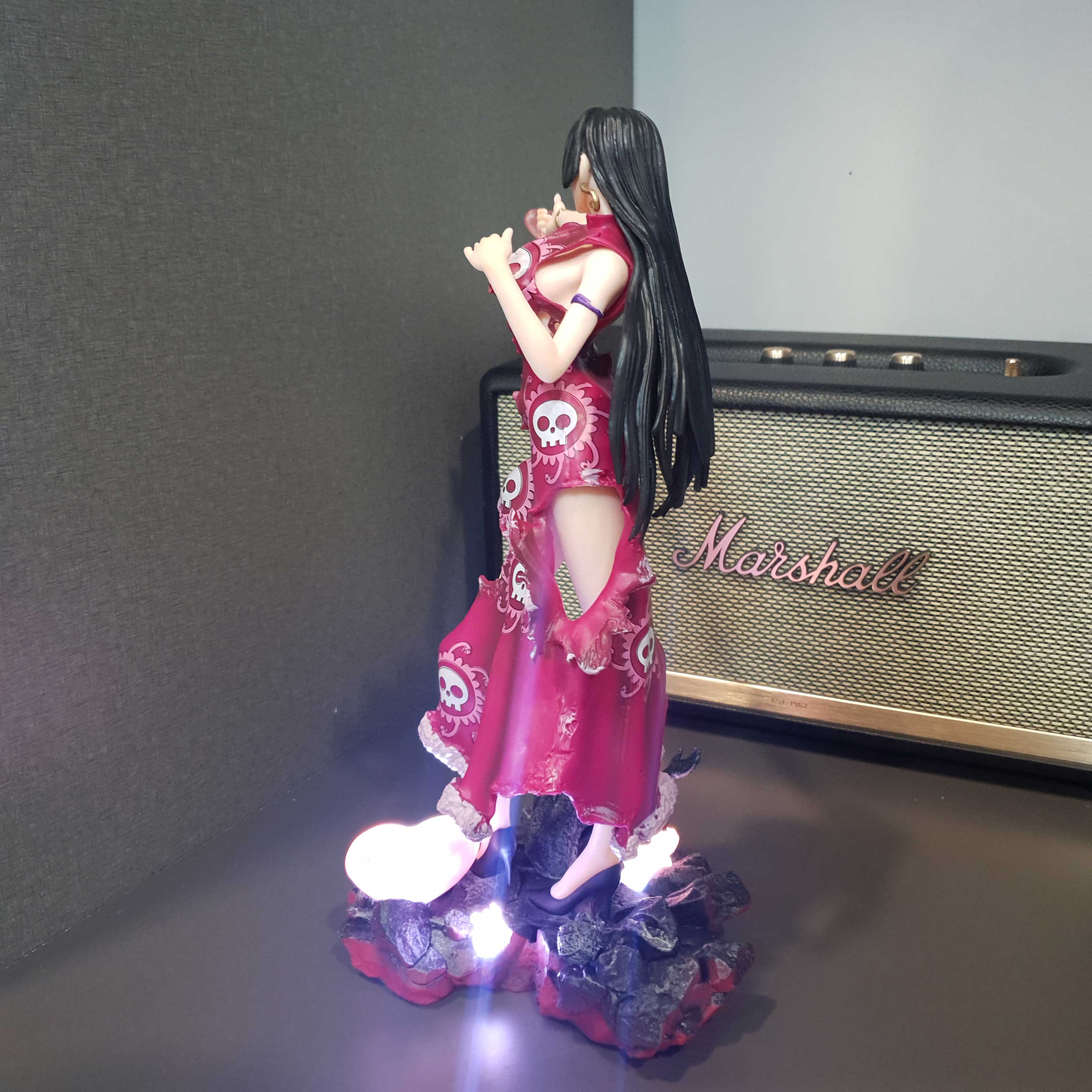 Mô hình Boa Hancock có led 30 cm - One Piece