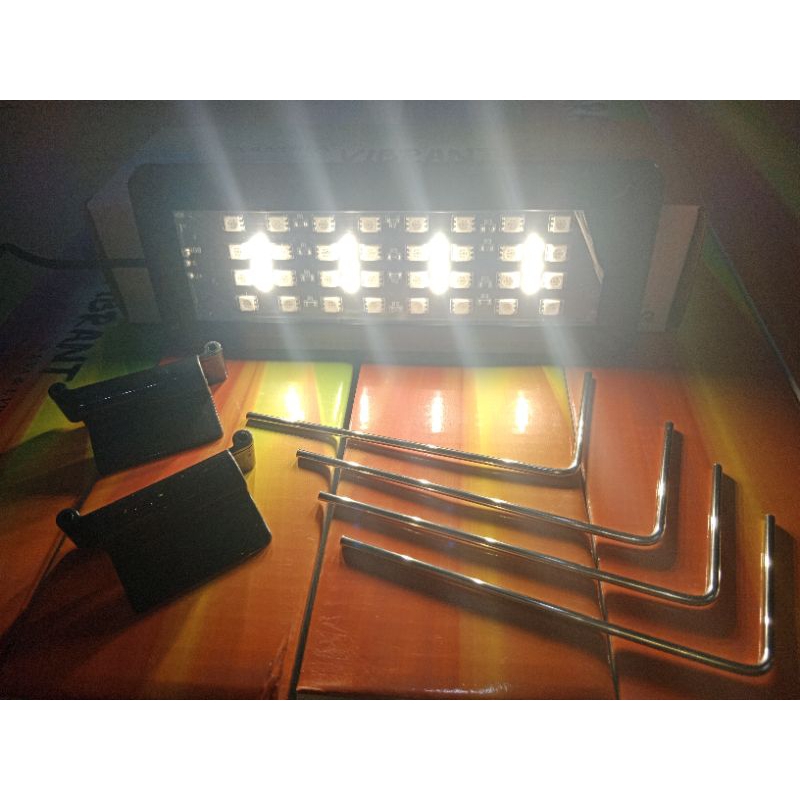 Lampu Led Atas Aquarium Aquascape KANDILA VIBRANT + UVA & UVB V 200