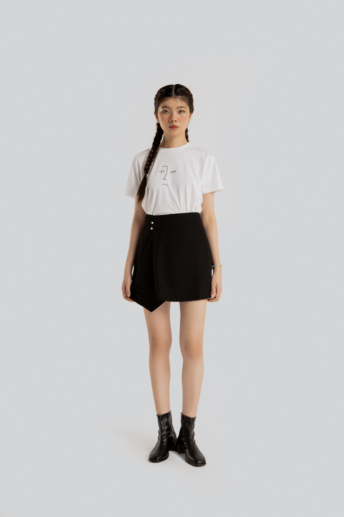 Chân váy đen MAYBI cotton thái lật tà Black Flipted Skirt
