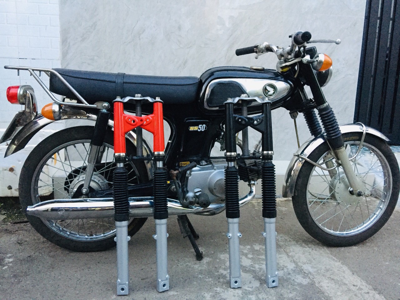 Phuộc trước cl 50
