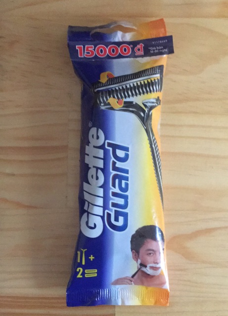 Dao Cạo Gillette Guard 1 Cán và 2 Đầu Lưỡi Dao