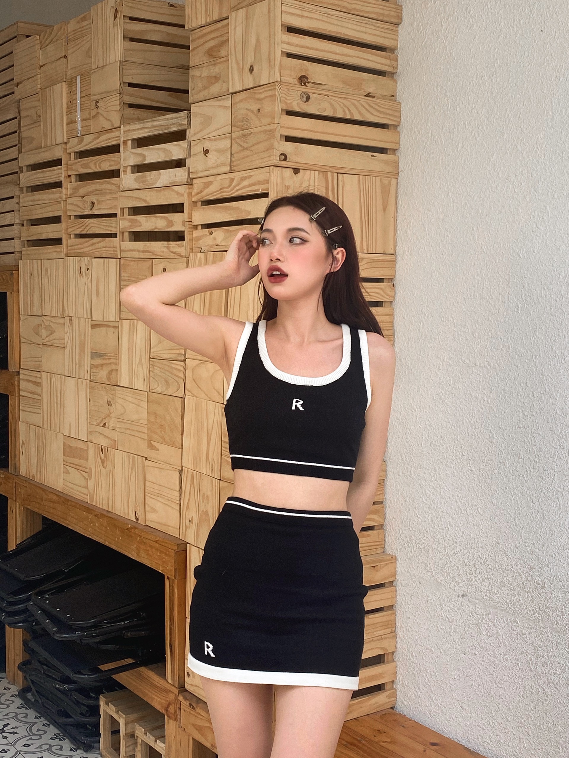Set áo chân váy Knit Regods ( SET CROPTOP KNIT )